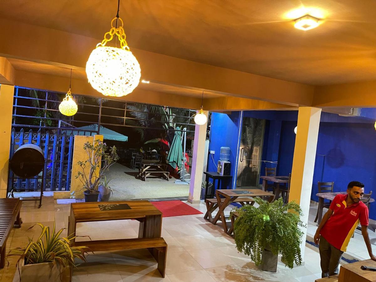 Sea Beach Resort Negombo Esterno foto